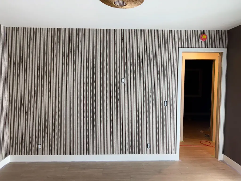 Wallpaper project completed in Alexandria