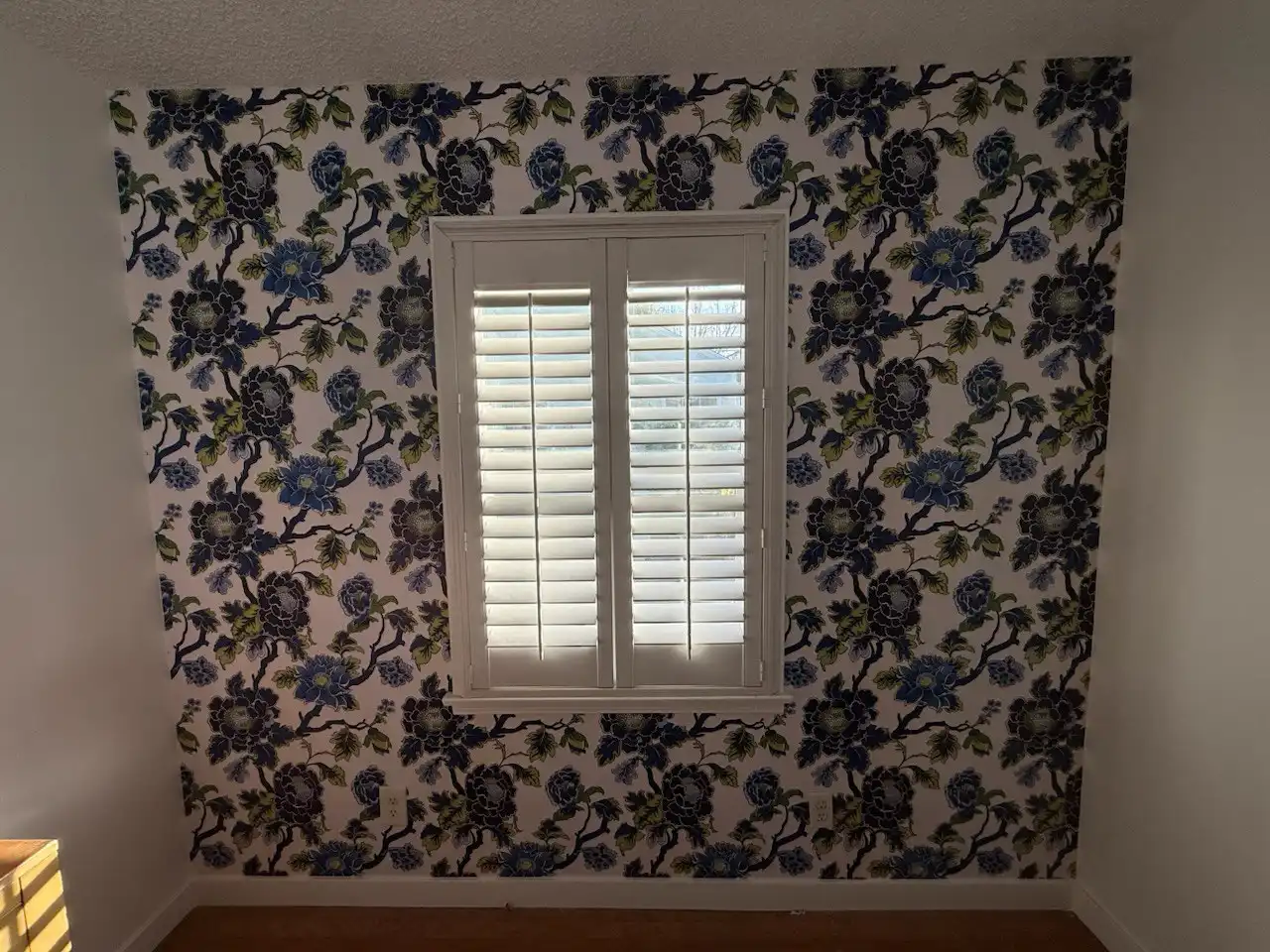 Wallpaper installation in Frederick, MD