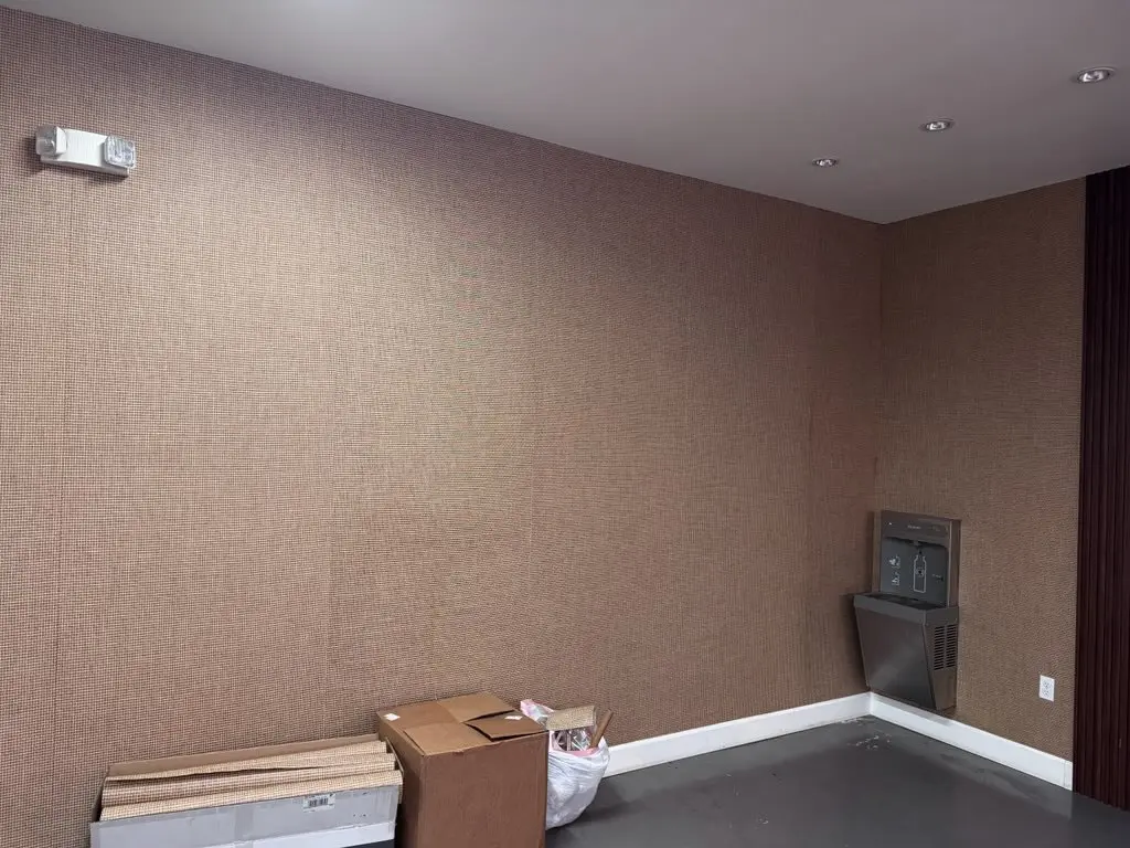 Wallpaper installation in Waldorf, MD